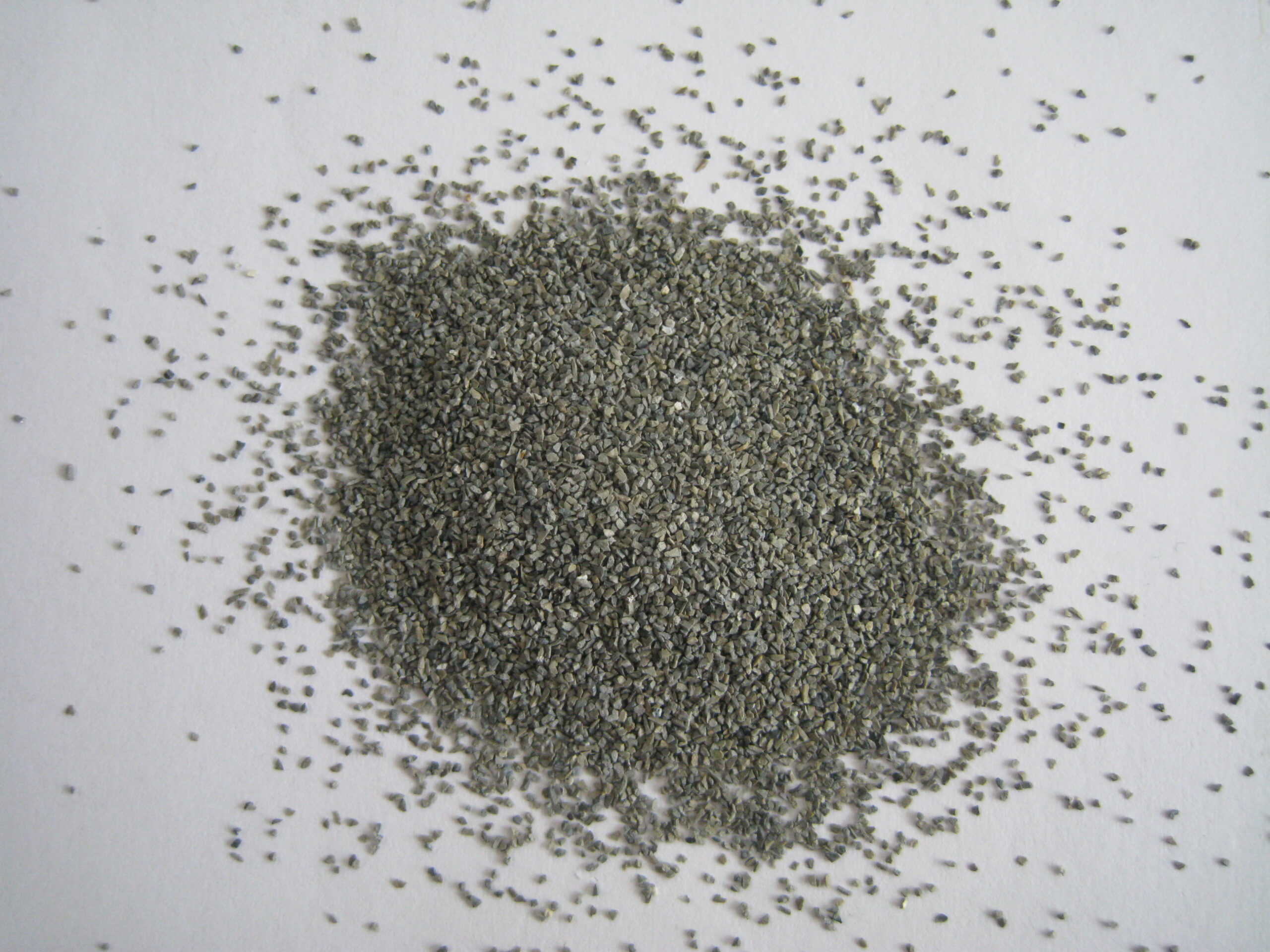 Корунд циркония